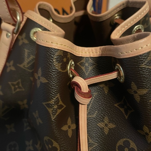 Louis Vuitton Petit Noé - Picture 8 of 9